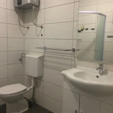 Adria 2 Novi Vinodolski