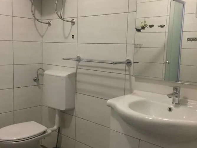 Adria 2 Novi Vinodolski